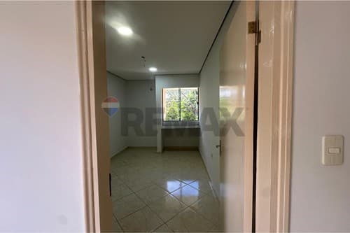 Hermoso dúplex en Luque — foto 2