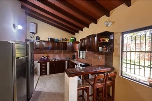 Casa en capiata ruta 2 zona centro — foto 2