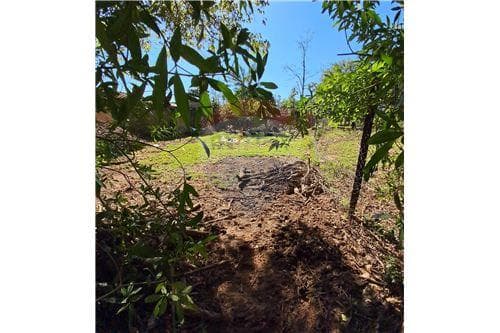 Terreno en itauguá barrio san juan