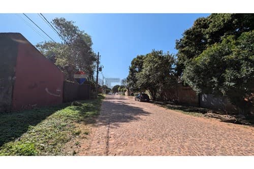 amplio terreno en San Lorenzo, foto 2