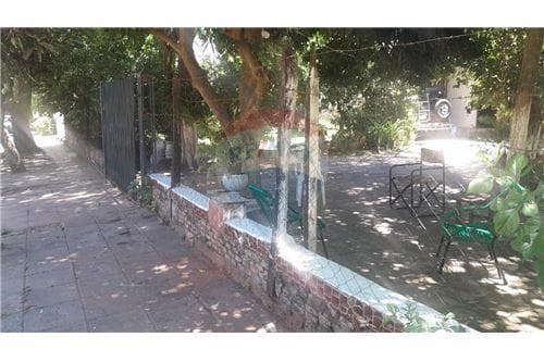 Terreno de 21 Mts de Frente, con salida a 2 calles — foto 2
