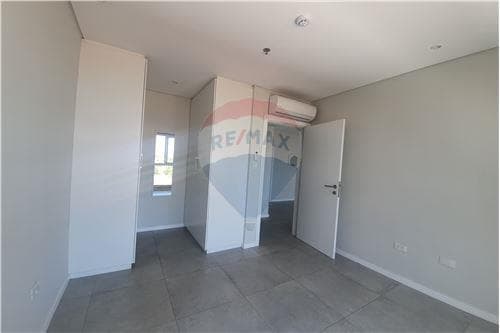 En Alquiler Departamento Edificio Ventura — foto 2