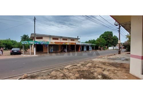 Vendo local comercial con vivienda.!