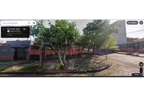 Casa hermosa en Encarnación–a 100 m. de la playa
