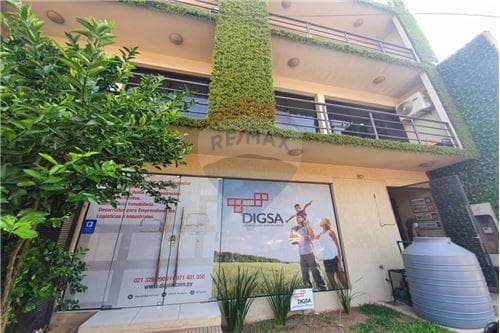 🚀edificio comercial con renta en ubicación estratégica – Fernando de la Mora zona norte⁣