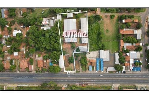 Vendo importante propiedad en capiata sobre ruta 2
