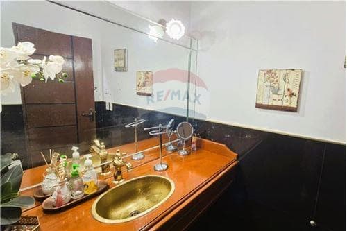 Amplia y elegante 4 dormitorios, piscina y quincho — foto 5