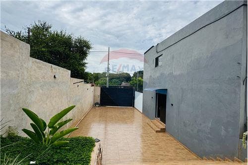 Casa en zona palacio de Luque — foto 1