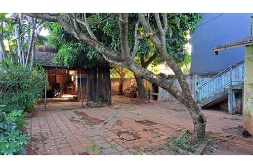 Amplio terreno sobre avenida Caballero en Venta — foto 2
