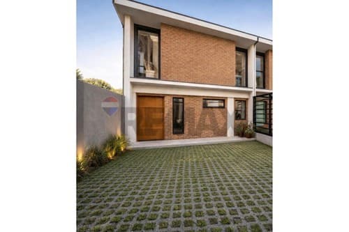 Duplex a estrenar - Loma Merlo Luque, foto 2