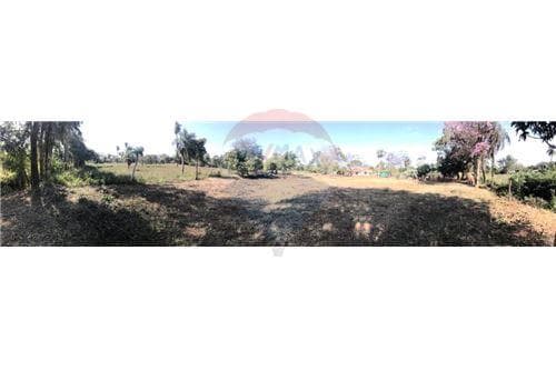 Terreno en Costa Fleitas Aregua