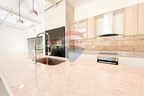 Casa amoblada a estrenar en venta — foto 3