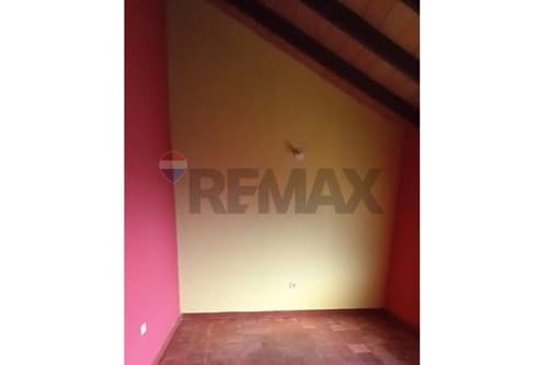 Barrio s. Pedro, casa principal con monoambiente — foto 3