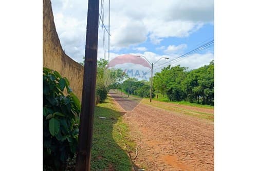1000m2, sobre avenida en esquina, inversión — foto 4
