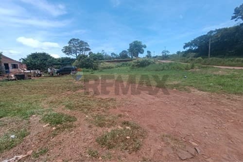 Terreno 1280m² Comercial en CDE, ¡Invierta Ya!