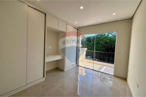 Duplex a estrenar loma merlo-Luque