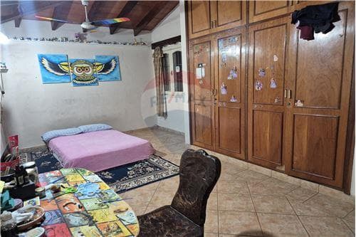 Hermosa casa zona supermercado el pueblo Lambaré — foto 1