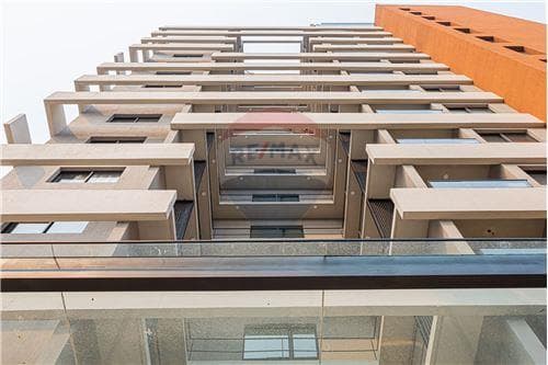 Edificio españa en barrio Las Mercedes