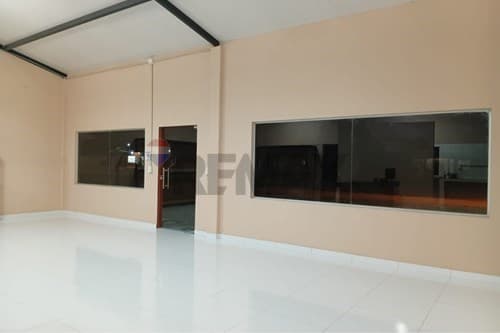 Local comercial en Filadelfia para alquiler, foto 1