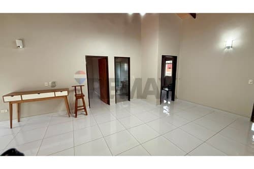 Hermosa casa en venta en barrio primavera, foto 2