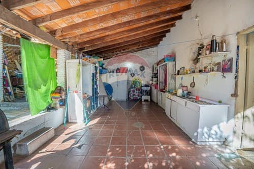 En venta casa de dos plantas - lambare — foto 3
