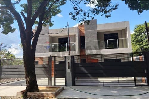 ¡Oportunidad increíble en Fernando de la Mora! — foto 1