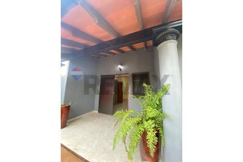 Casa en alquiler en Barrio San Isidro