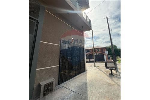 Local comercial. Zona Sta. Teresa y Mca Lopez, foto 1
