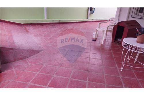 Casa independiente c/ salon comercial.!! — foto 3