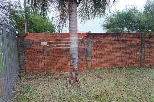 Casa con tinglado en oferta