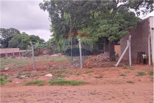 Terreno en Luque, barrio marambure — foto 1