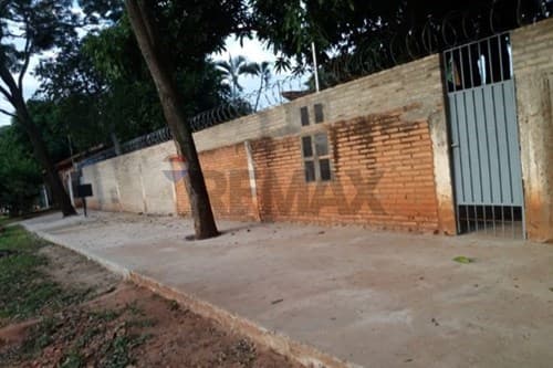Casa con imponente terreno en Capiatá — foto 3