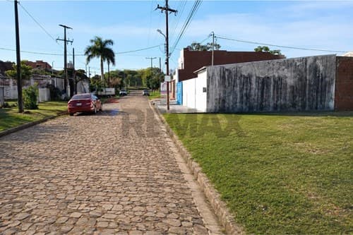 Terreno en Venta en Barrio Kennedy Encarnación, foto 4