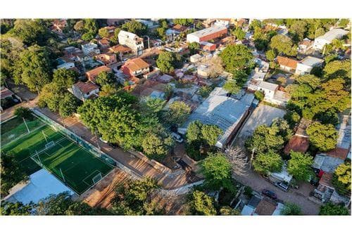 Espectacular terreno de 2.210m en b° san vicente — foto 5
