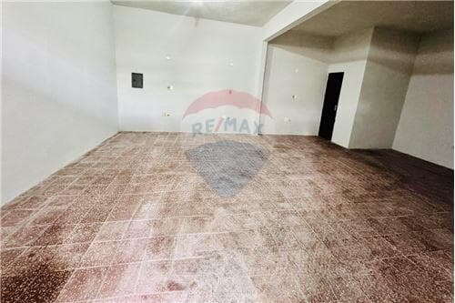 🏢 salón comercial de 48 m2 a metros de esquina – San Lorenzo centro, foto 3