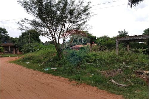 Terreno de Esquina en Villa Elisa
