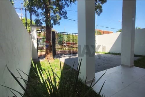 en venta Duplex Toscano con amplio patio — foto 2