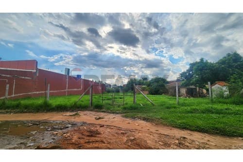 Terreno en laurelty Luque — foto 2