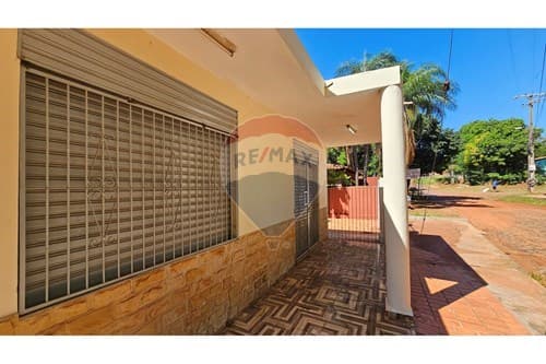 Hermosa Casa con salon comercial en Itaugua — foto 2