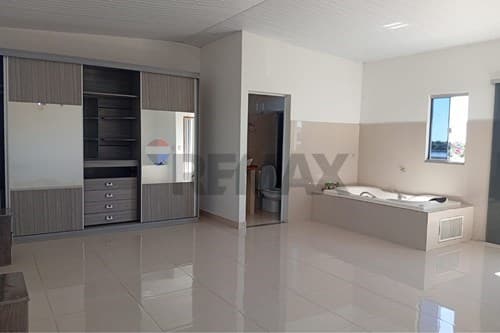 "Casa Espaciosa en Carmelo Peralta con Piscina" — foto 3