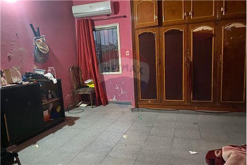 Vendo casa en el centro de 2 plantas / Inde Nacion