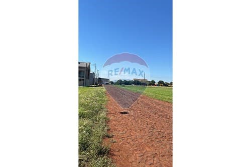 Inversión en Santa Rita: Terreno Comercial 720m², foto 2