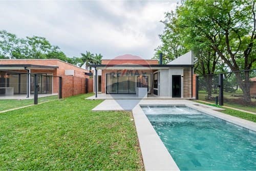 Casa a estrenar en Sn Bernardino