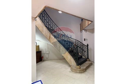 RESIDENCIA Antigua con gran potencial en Sajonia — foto 3