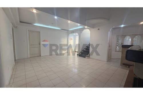 EN VENTA Casa en el Corazón de Ycua Satí — foto 3