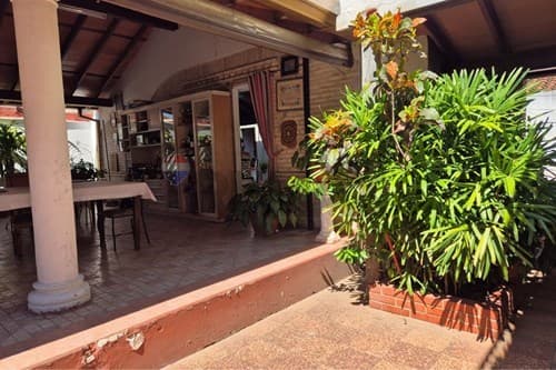 Casa con piscina en santisima Trinidad — foto 1