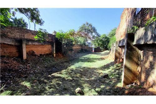 📣terreno de 465 m2 sobre la av. Félix bogado en barrio san vicente, a 2 cuadras del colegio coreano‼ — foto 3