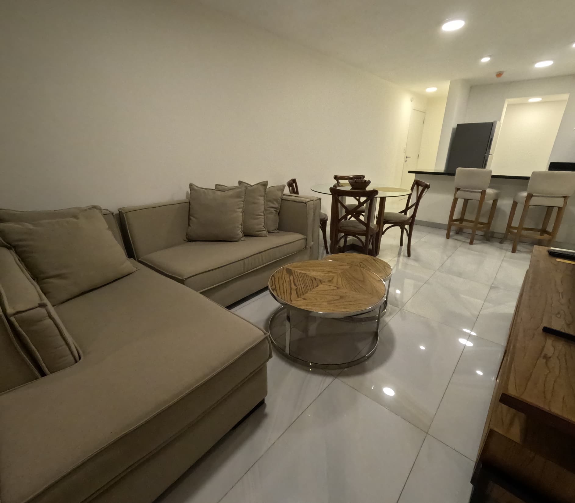 Altamira Surubi'í: 2 dorm amoblado, full equipado, expensas incluidas — foto principal