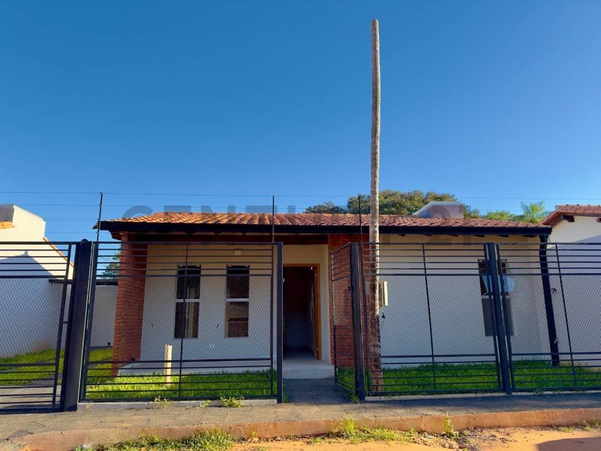 Chalet a estrenar en venta en Luque – yukyry