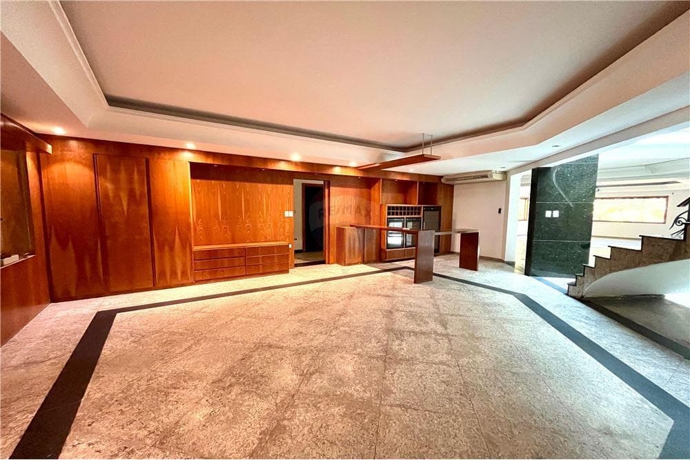 Casa en ycua sati zona eje corporativo 4.618 m2 — foto 2